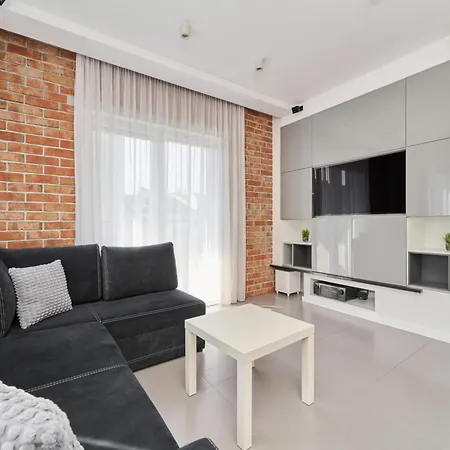 Stylish Kosciuszki Apartaments Near The Market Square With Free Garage Wroclaw By Noclegi Renters Екстер'єр фото