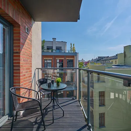 Stylish Kosciuszki Apartaments Near The Market Square With Free Garage Wroclaw By Noclegi Renters Екстер'єр фото