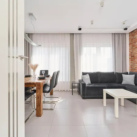 Stylish Kosciuszki Apartaments Near The Market Square With Free Garage Wroclaw By Noclegi Renters Екстер'єр фото