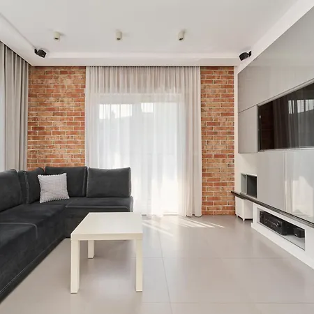 Stylish Kosciuszki Apartaments Near The Market Square With Free Garage Wroclaw By Noclegi Renters Екстер'єр фото