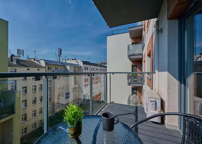 Stylish Kosciuszki Apartaments Near The Market Square With Free Garage Wroclaw By Noclegi Renters