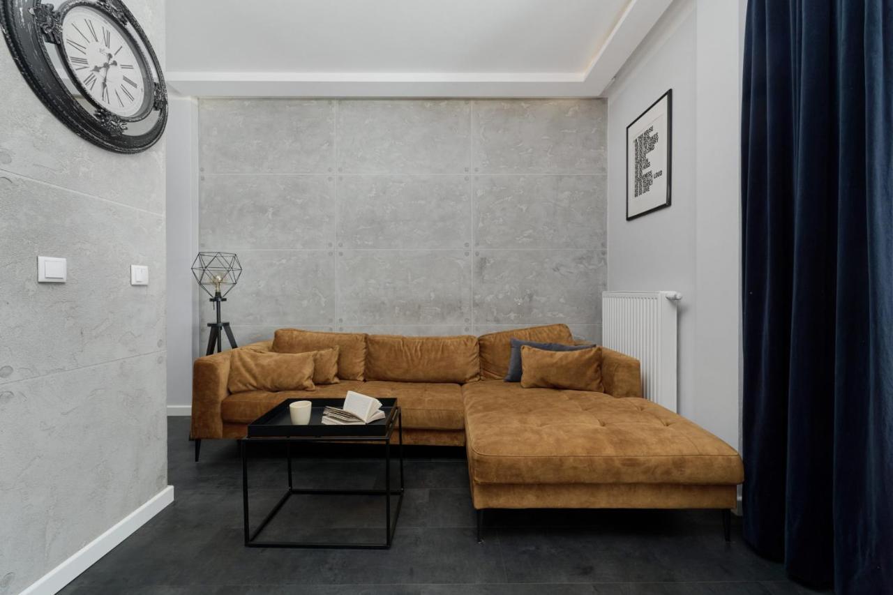 Stylish Kosciuszki Near The Market Square With Free Garage By Renters Apartment Wroclaw