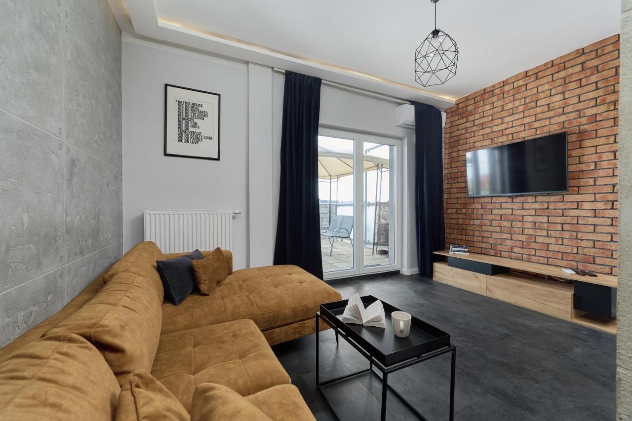 Stylish Kosciuszki Near The Market Square With Free Garage By Renters Wroclaw