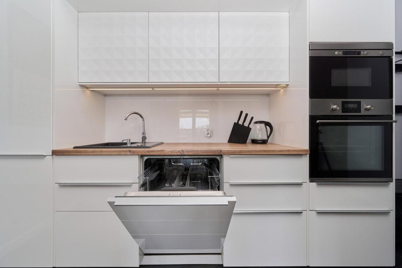 Stylish Kosciuszki Near The Market Square With Free Garage By Renters * Wroclaw
