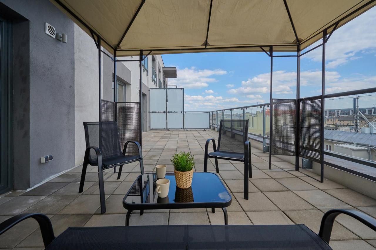 Stylish Kosciuszki Near The Market Square With Free Garage By Renters * Wroclaw