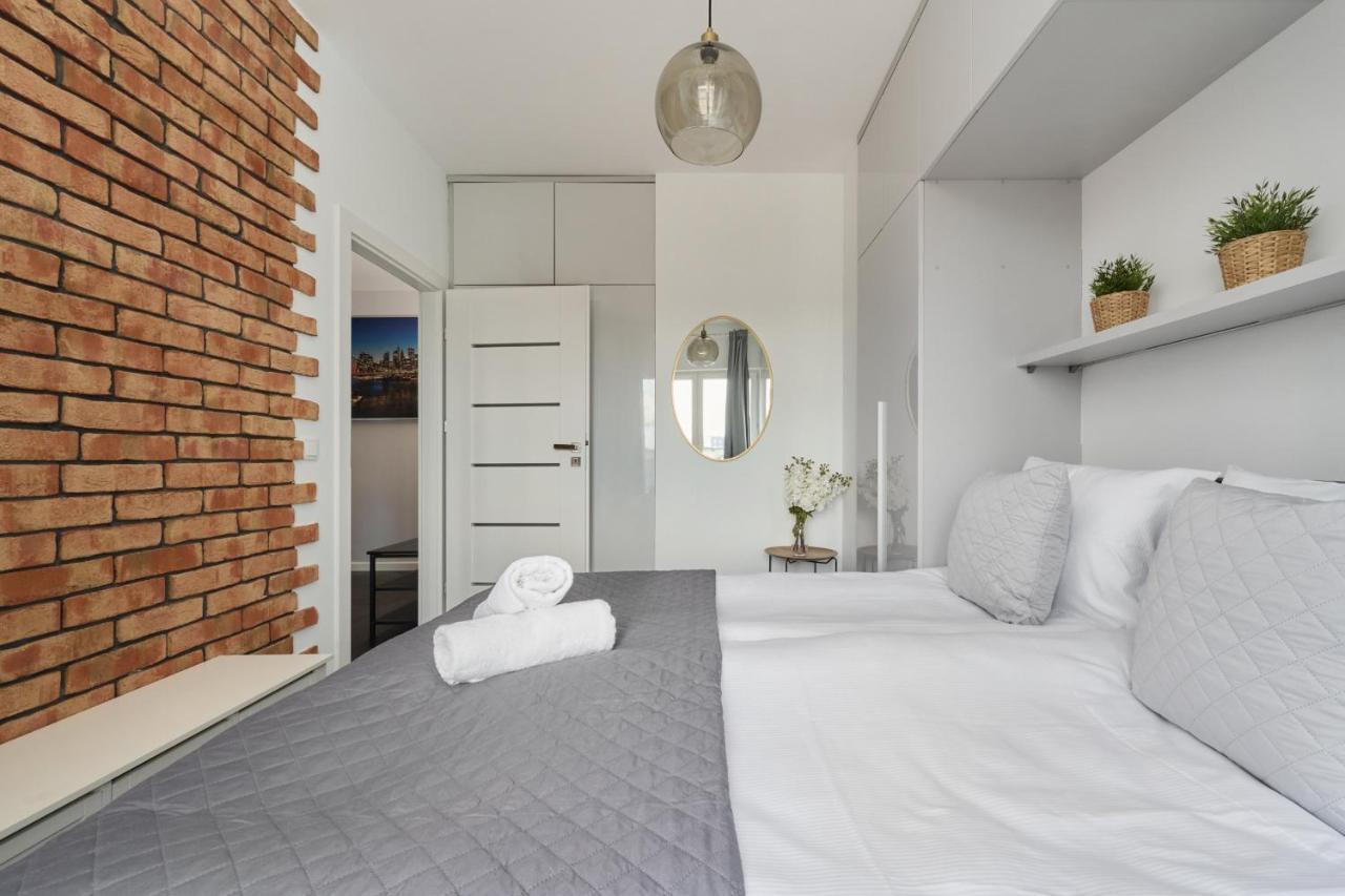 Stylish Kosciuszki Near The Market Square With Free Garage By Renters Apartment