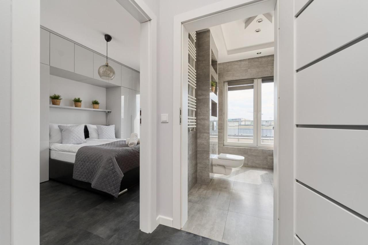 Apartment Stylish Kosciuszki Near The Market Square With Free Garage By Renters