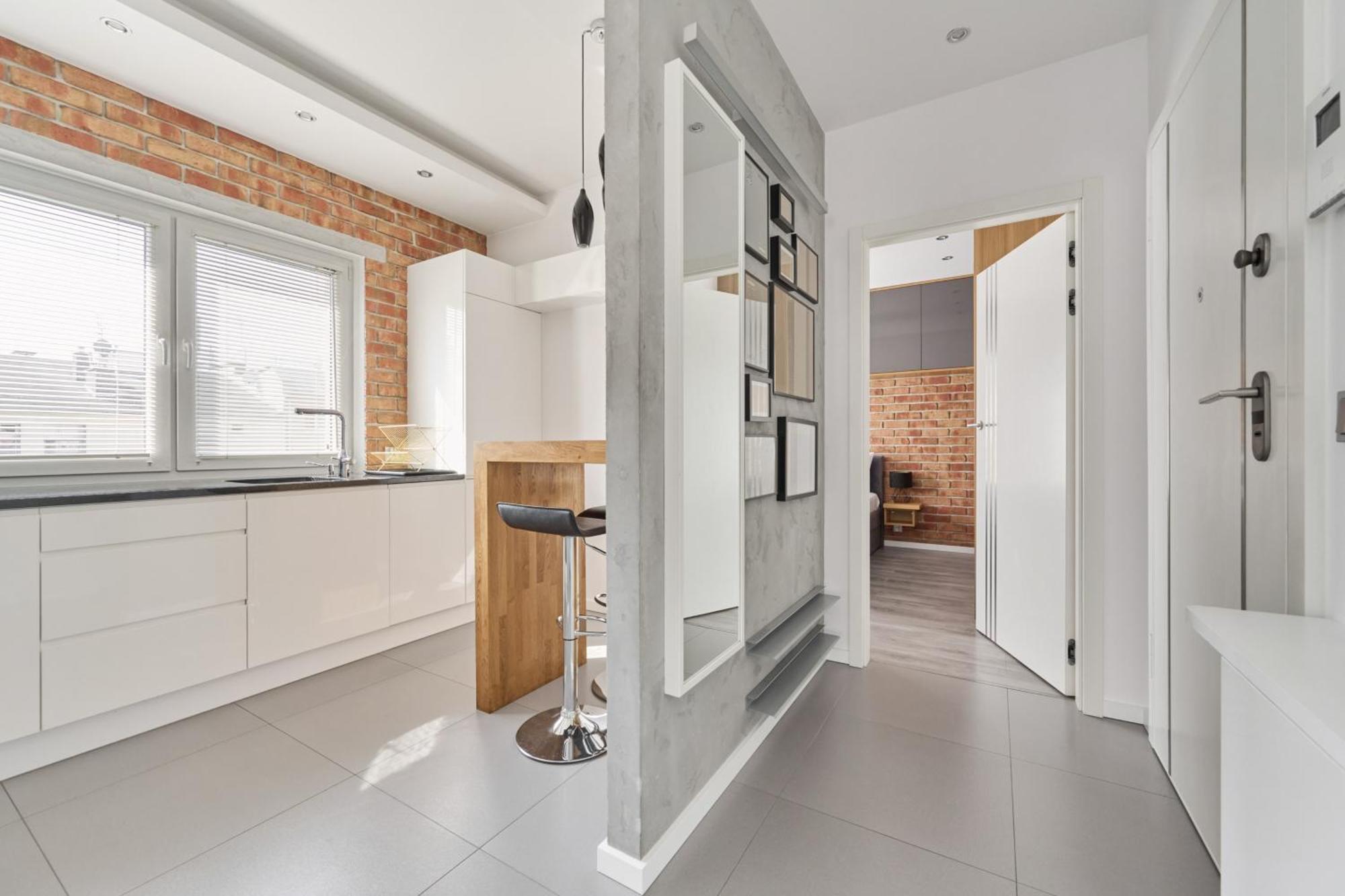Stylish Kosciuszki Near The Market Square With Free Garage By Renters * Wroclaw