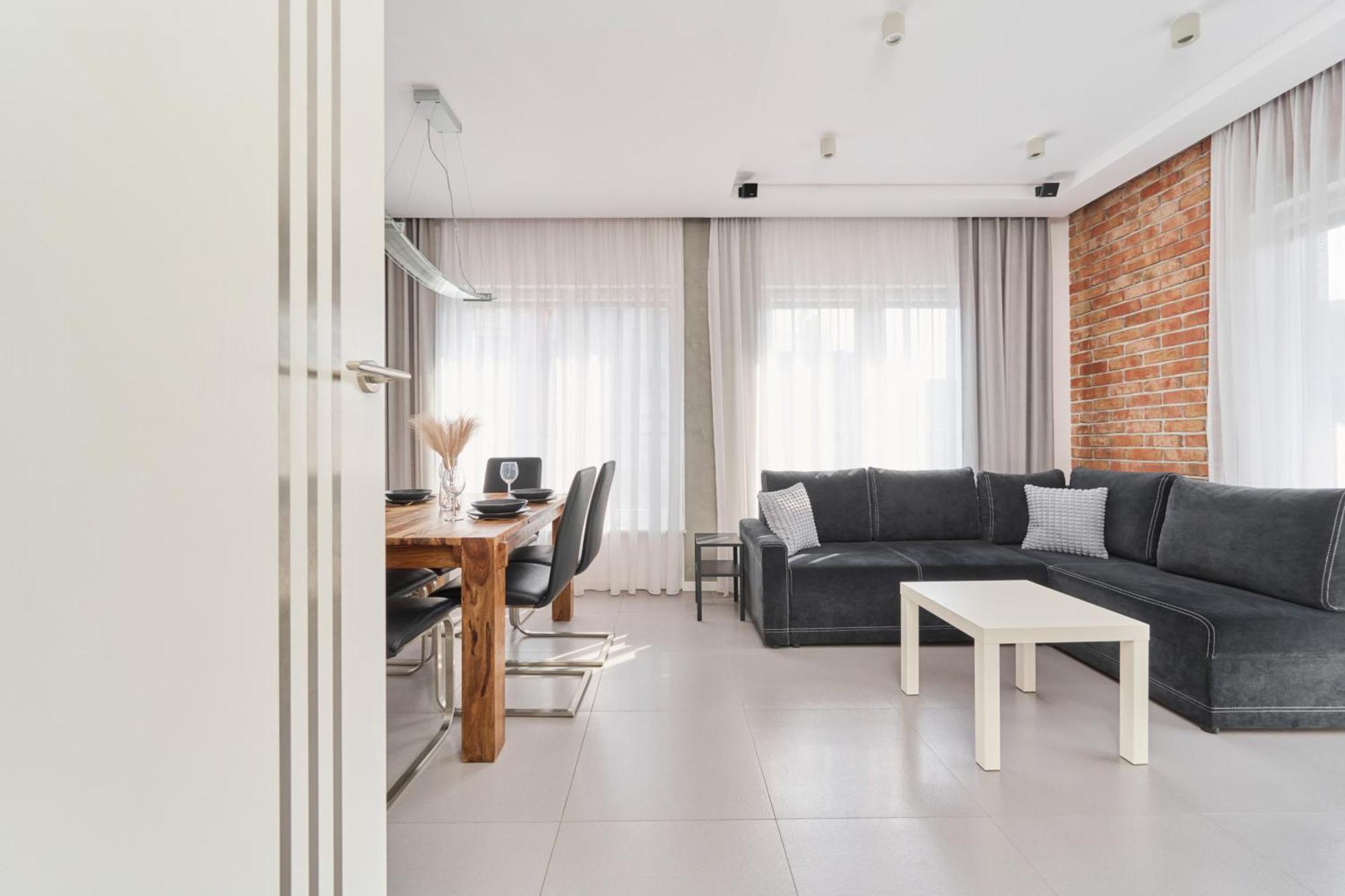 Stylish Kosciuszki Near The Market Square With Free Garage By Renters
