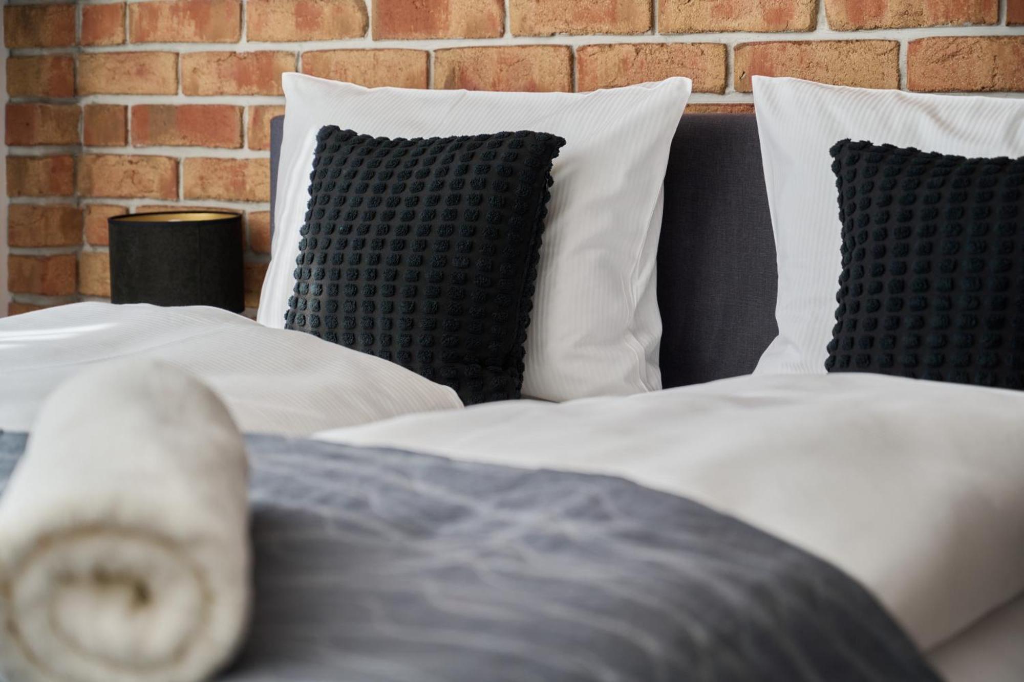 Stylish Kosciuszki Near The Market Square With Free Garage By Renters * Wroclaw