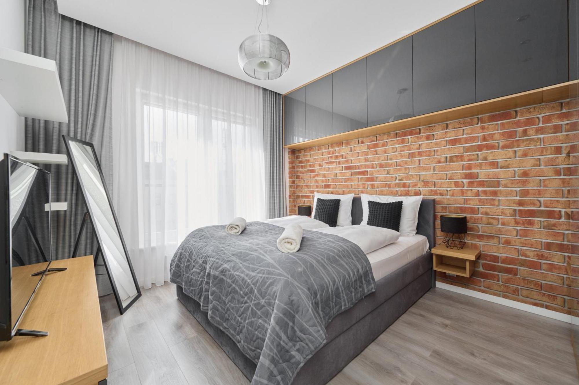Stylish Kosciuszki Near The Market Square With Free Garage By Renters * Wroclaw