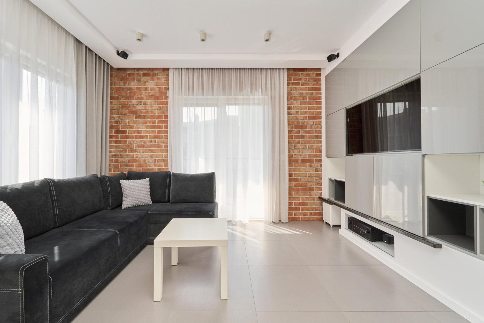 Stylish Kosciuszki Near The Market Square With Free Garage By Renters Wroclaw
